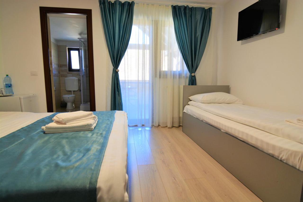 Vila Poienita Caciulata Calimanesti Luaran gambar